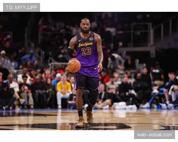 湖人依赖球星单打与雷霆完美闭环体系形成鲜明对比