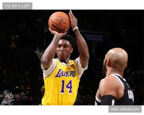 阿利兹·约翰逊篮板拼抢积极，深圳队二次进攻机会因此增多